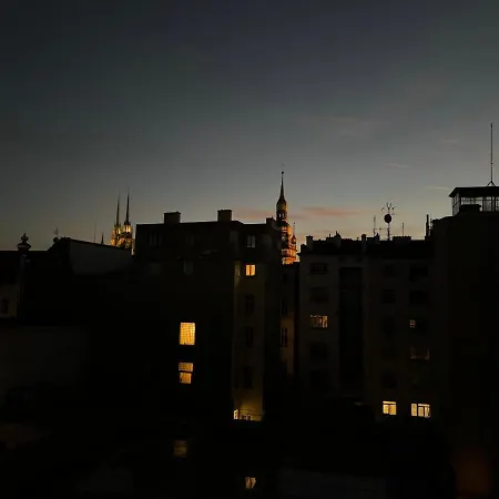 App. Tb / Centrum * Μπρνο
