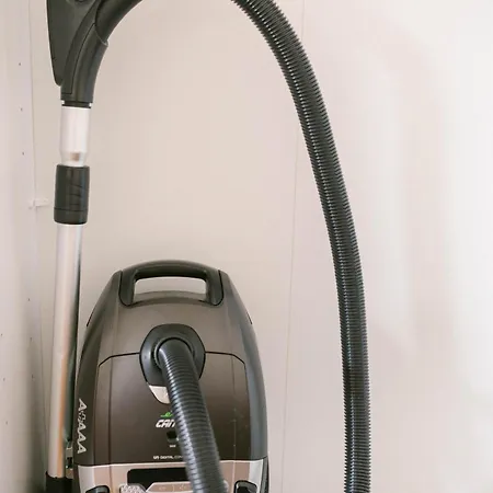 App. Tb / Centrum ברנו